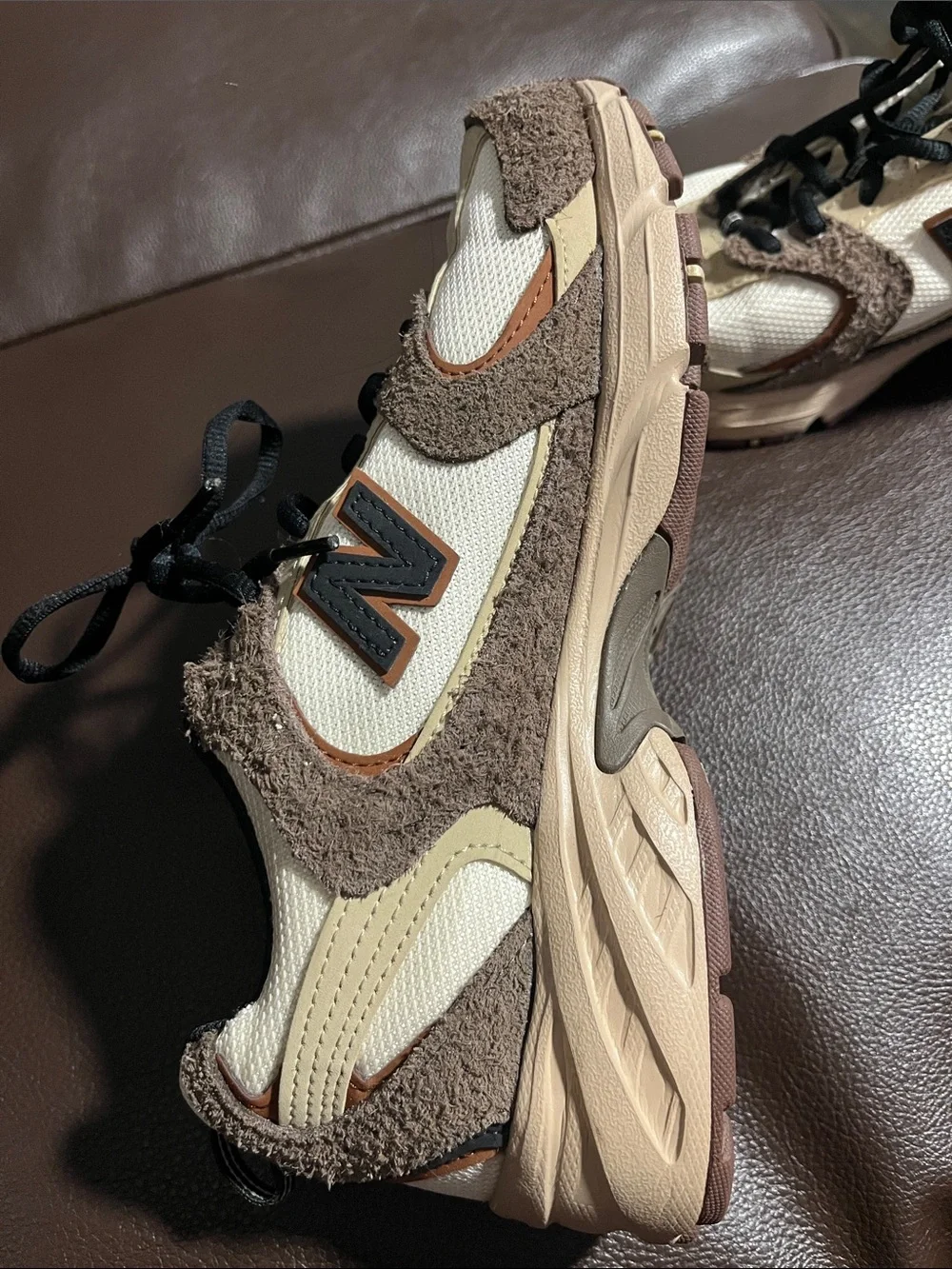 New Balance Kids Brown and Cream Trail Sneakers